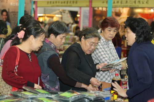 深圳市民對澳門產品興趣濃厚