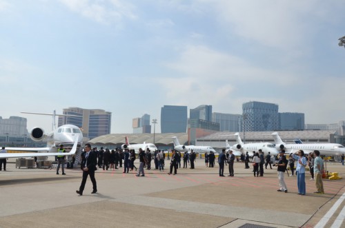 「航空展」吸引逾萬人次入場參觀